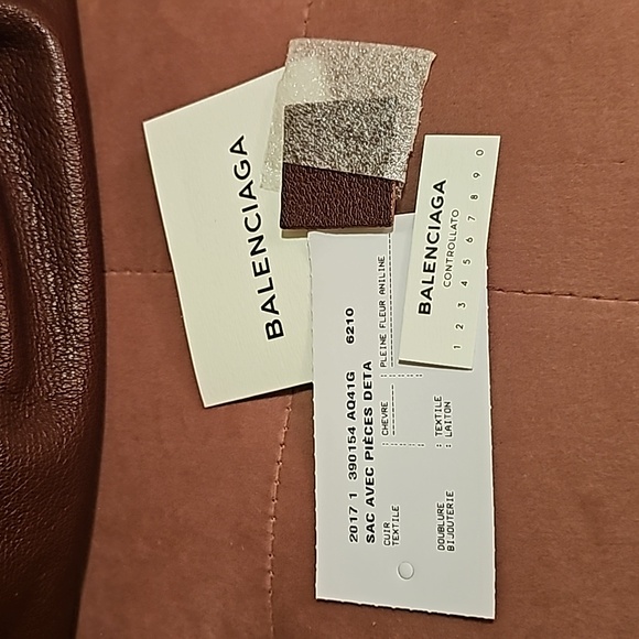 Authentic Balenciaga Classic Metallic Edge City Satchel in Bordeaux - Picture 14 of 16